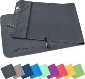 Fit-Flip Fitness Handtuch - mit Magnet und Reißverschluss Tasche - Gym Handtuch aus Mikrofaser für Sport und Fitness - Kompakt & Schnelltrocknend - Sporthandtuch Fitnessstudio