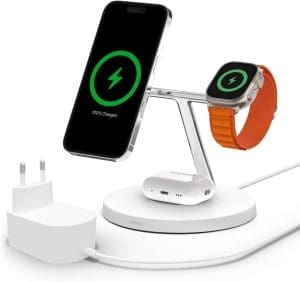 Belkin drahtloses MagSafe 3-in-1-Ladegerät, MagSafe Ladestation 15 W, schnelles Laden für das iPhone und die AppleWatch, Laden der AirPods, Ladestation für iPhone 16, 15, 14, 13, Apple Watch, AirPods