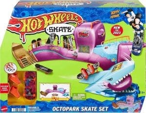 Hot Wheels Skate Octopark Skate-Set – Grind-Rails, Quarter-Pipes, Haikopf, Exklusives Fingerboard und Skateschuhe, für Kinder ab 5 Jahren, HMK01