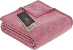 Ibena Porto Kuscheldecke 150x200 cm - Wolldecke rosa einfarbig, pflegeleichte Baumwollmischung, kuschelig weich und angenehm warm