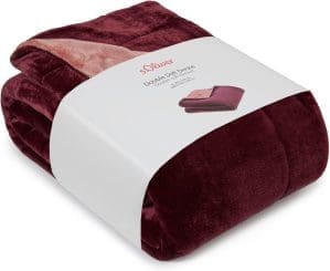 s.Oliver Doublesoft Kuscheldecke 150x200 - super kuschelig & warm, Polyesterflausch Decke dunkelrot Rose